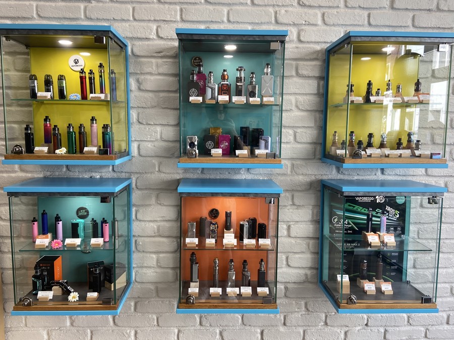 Vitrines magasin e-cigarette Amiens
